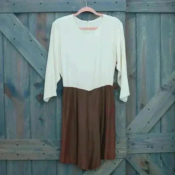 1980s Ivory and Brown Colorblock Jumpsuit Minimalist Romper Size Medium - Picture 1 of 6